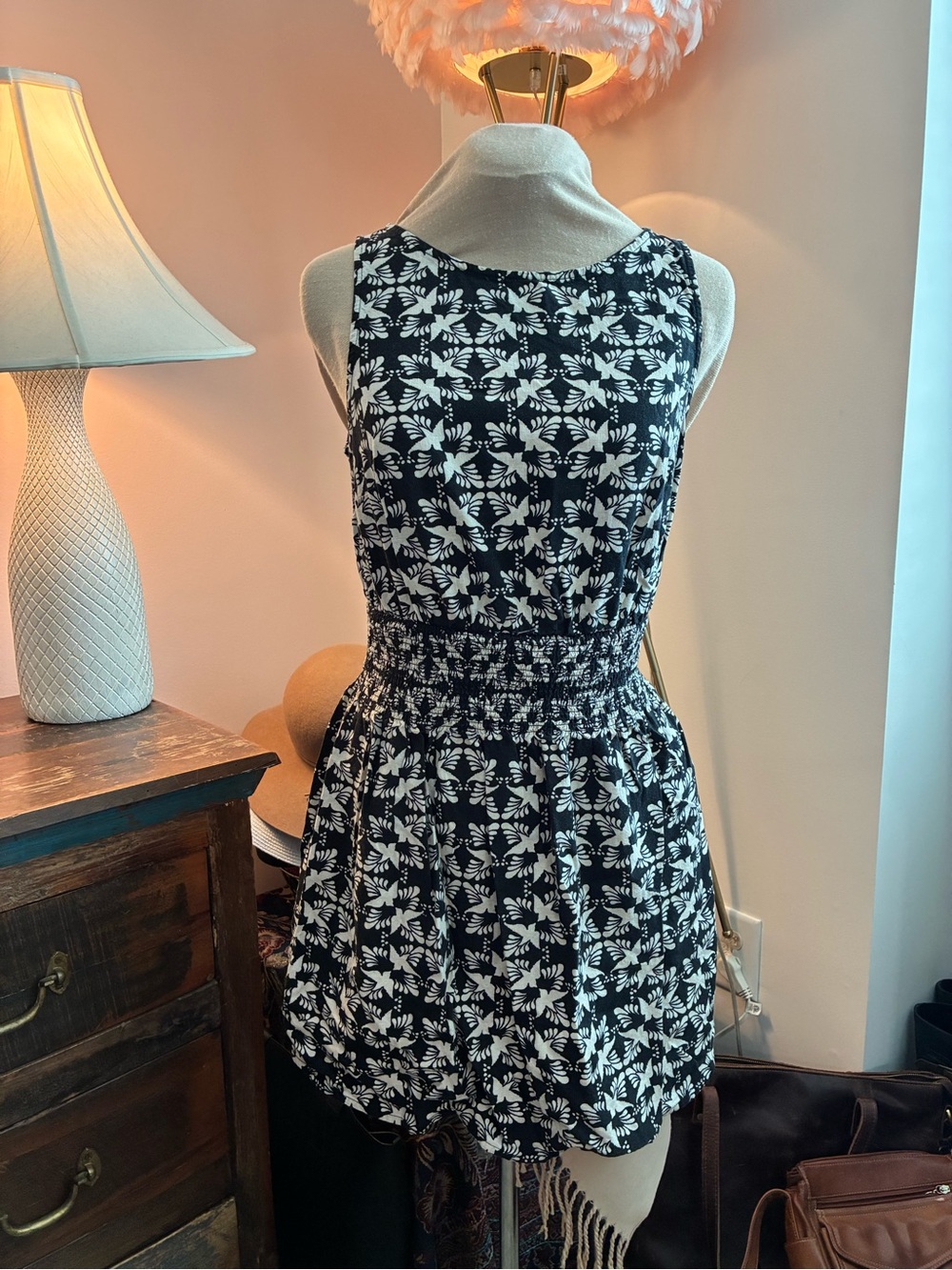 Universal Thread Black and White Floral Midi Dress